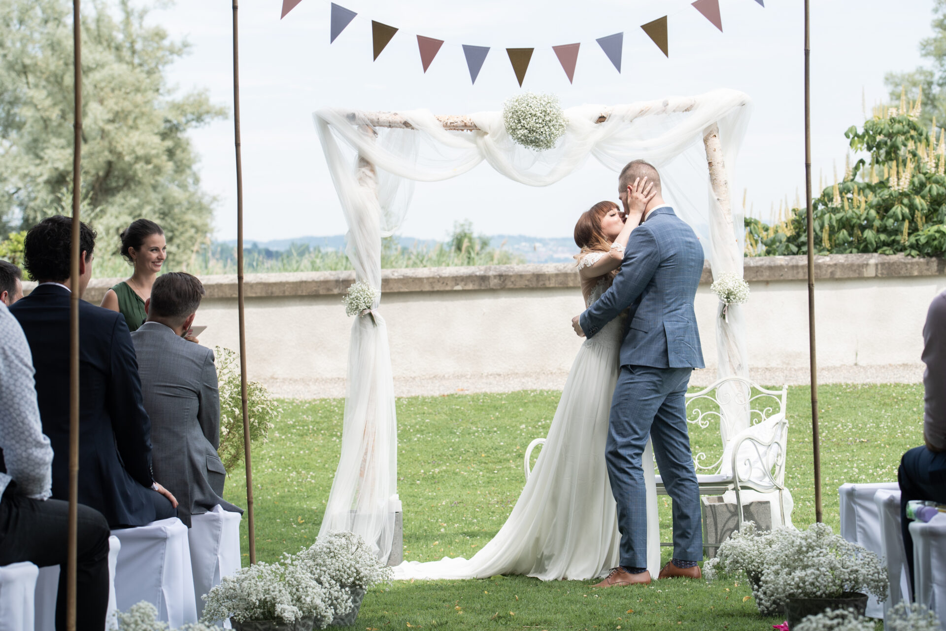 freie Traurede, Hochzeitspaar, freie Traurednerin, Festreden